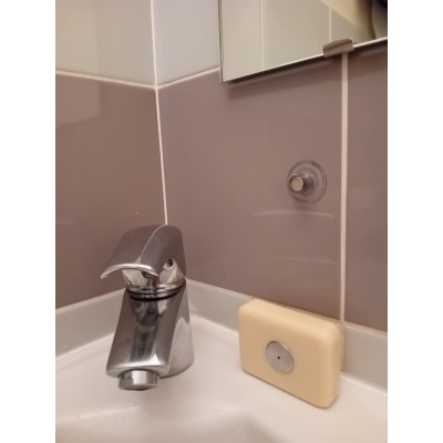 Porte savon aimanté