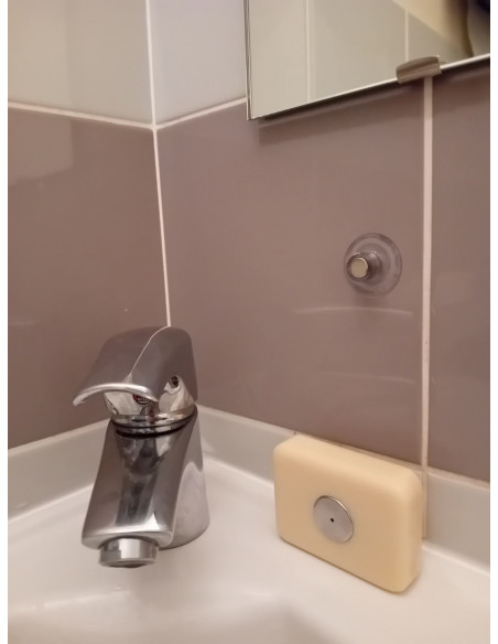 Porte savon aimanté